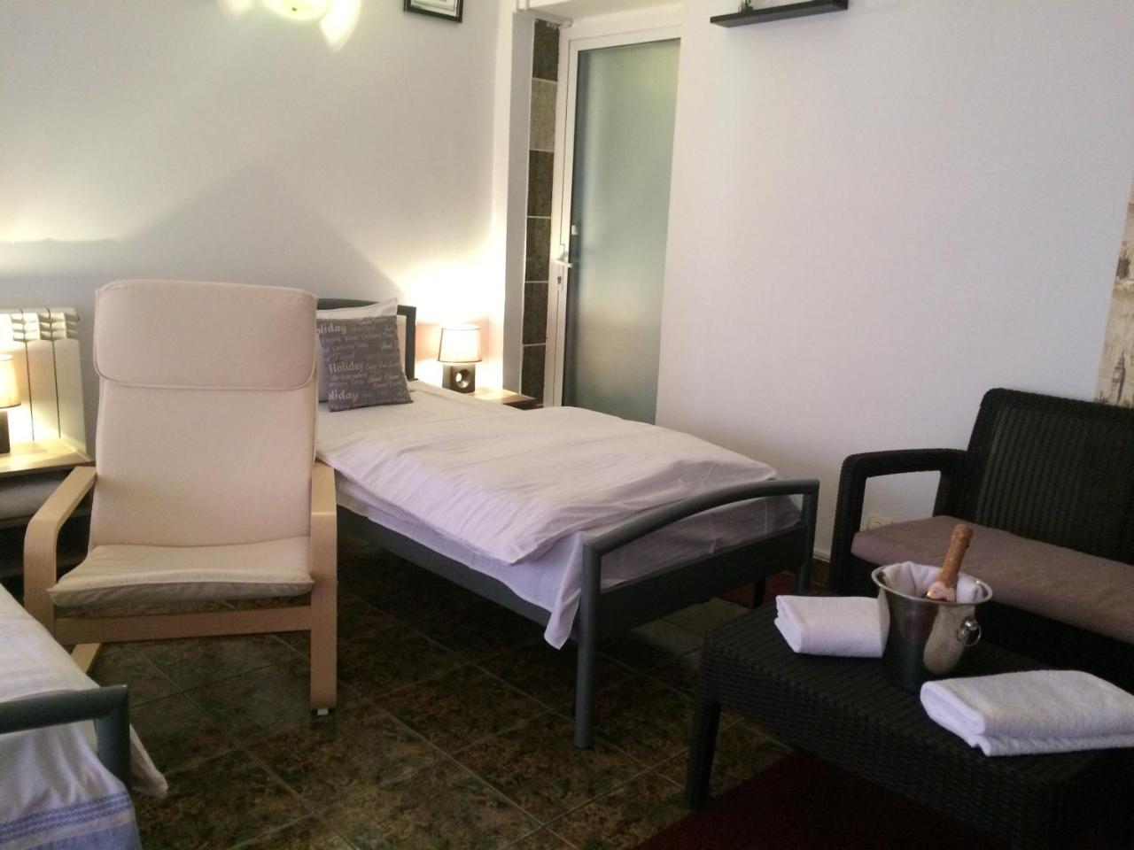 Casa Julius Hotel Констанца Екстериор снимка
